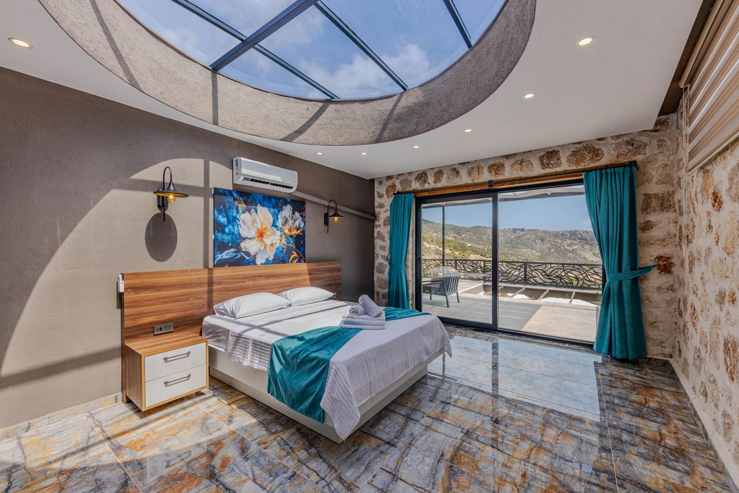 Skylight Room